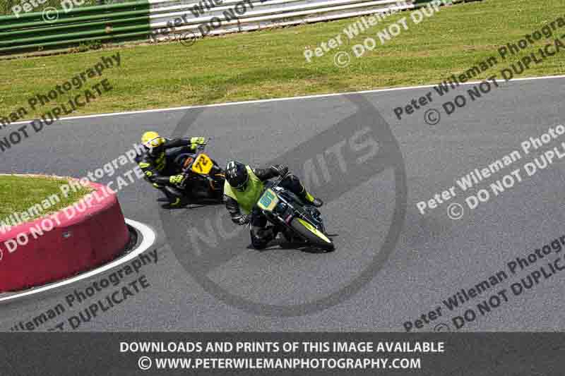 enduro digital images;event digital images;eventdigitalimages;mallory park;mallory park photographs;mallory park trackday;mallory park trackday photographs;no limits trackdays;peter wileman photography;racing digital images;trackday digital images;trackday photos